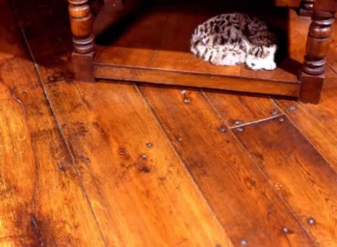 Distressed Oak Flooring 